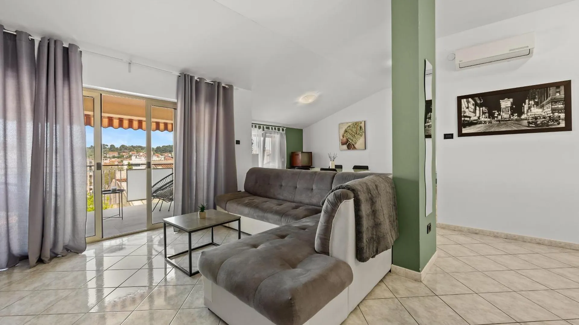 Apartment Anka Pula
